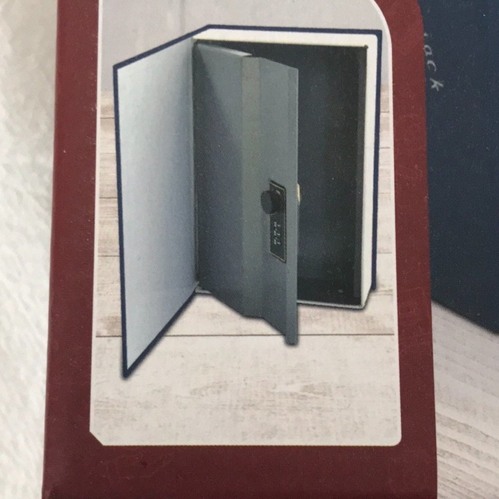 Book Safe NIB - Picture 5 of 13